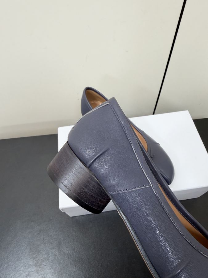 Maison margiela women's shoes Maison margiela MM6 tabi — AAA Quality Replica — photo 8