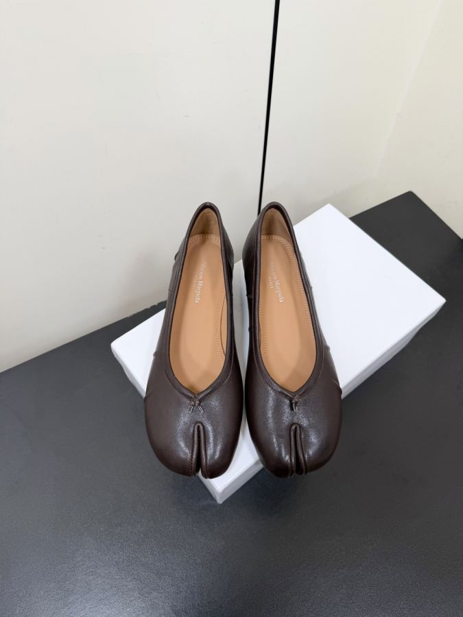 Maison margiela women's shoes Maison margiela MM6 tabi — Premium Replica