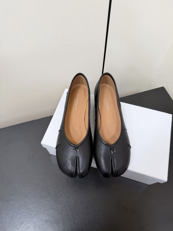 Maison margiela women's shoes Maison margiela MM6 tabi — AAA Quality Replica