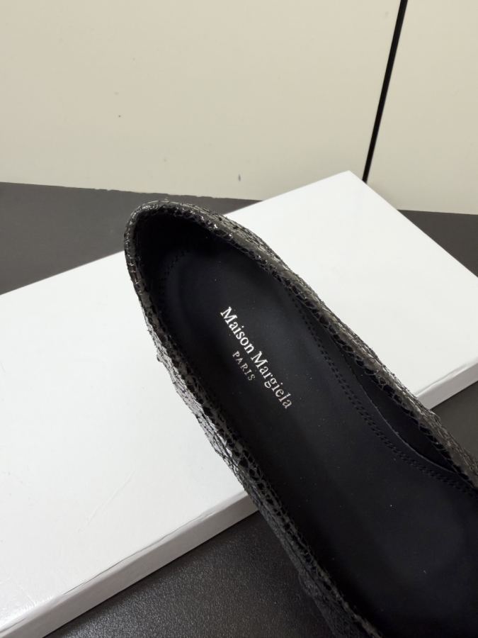 Maison margiela women's shoes Maison margiela MM6 tabi — 1:1 Replica For Sale — photo 7