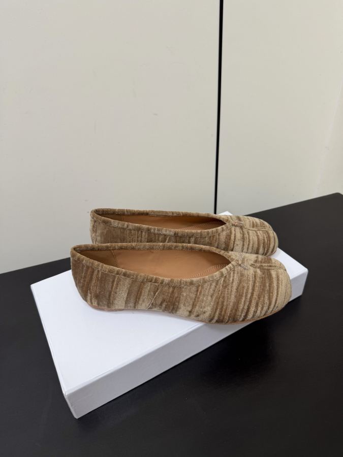 Maison margiela women's shoes Maison margiela MM6 tabi — Premium Replica — photo 4