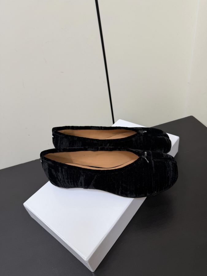 Maison margiela women's shoes Maison margiela MM6 tabi — 1:1 Replica — photo 4