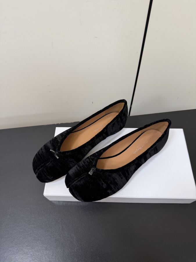 Maison margiela women's shoes Maison margiela MM6 tabi — 1:1 Replica — photo 3