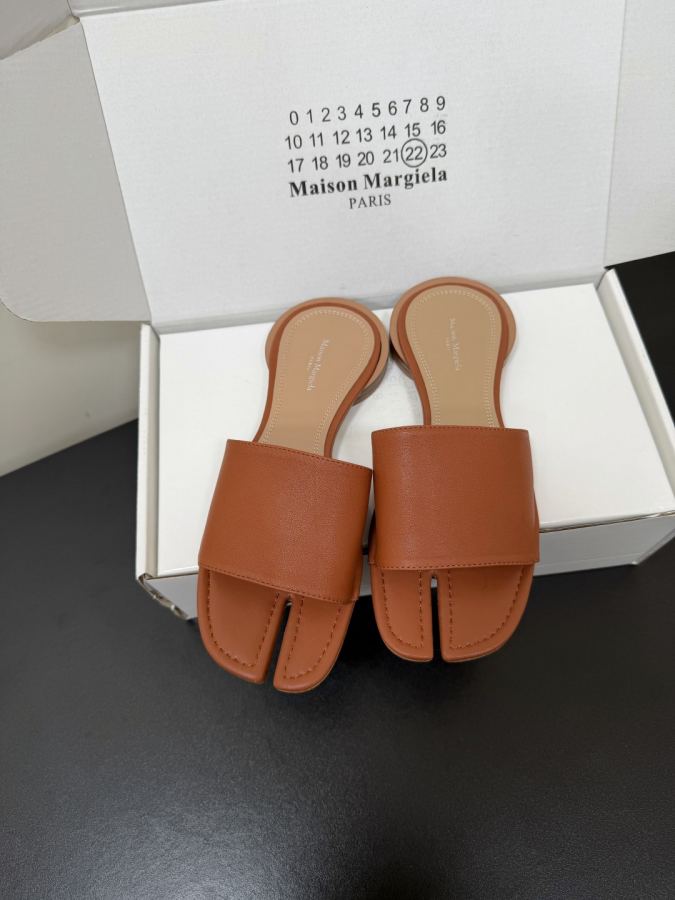 Maison margiela women's shoes Maison Margiela mm6 tabi 26 SS New — 1:1 Replica For Sale