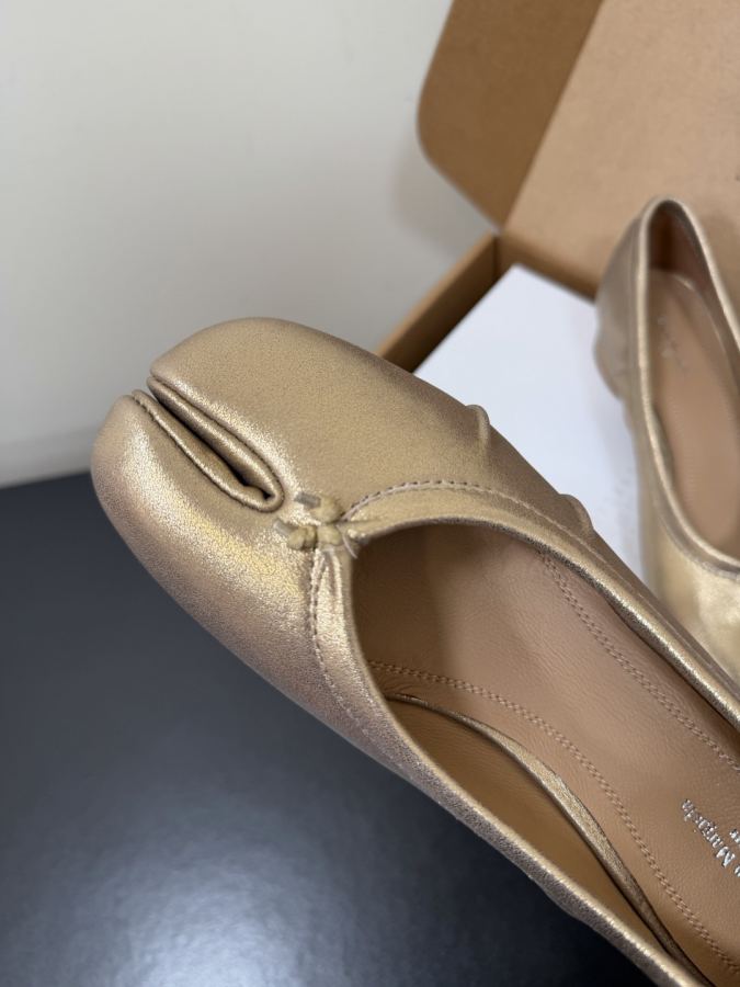 Maison margiela women's shoes Maison Margiela MM6 Tabi — AAA Quality Replica — photo 6