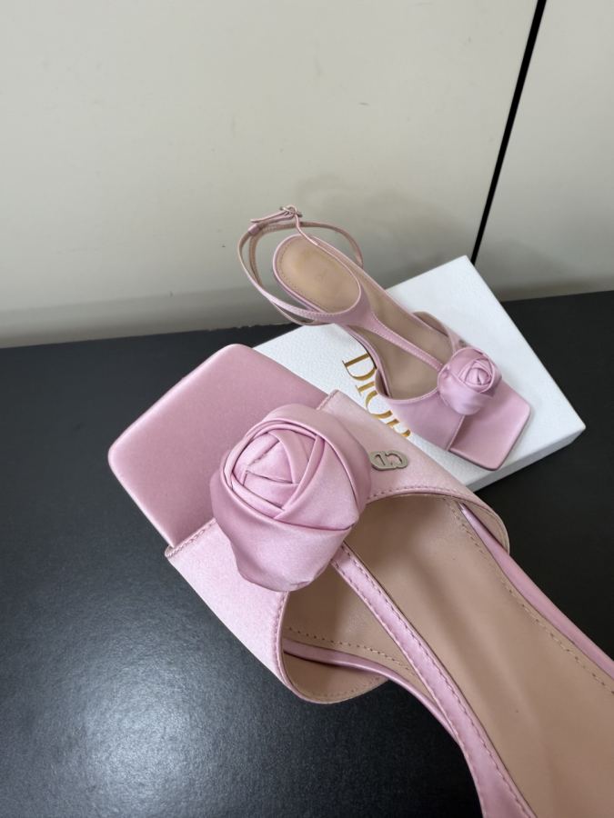 Dior women's shoes Dior flower-embellished high heels. A kind of complex beauty during the economic — AAA Quality Replica — photo 6