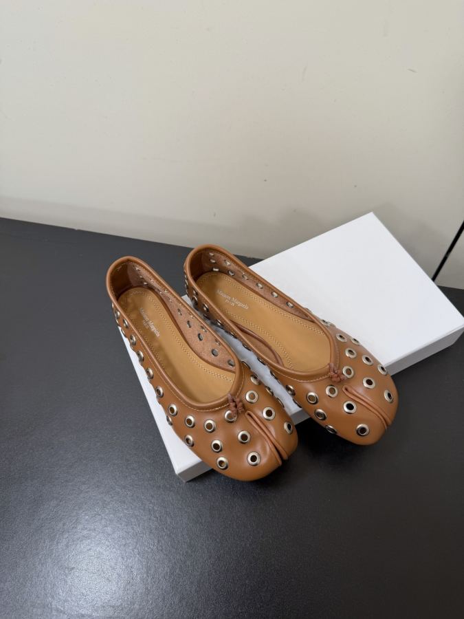 Maison margiela women's shoes Maison margiela MM6 tabi — Premium Replica — photo 2
