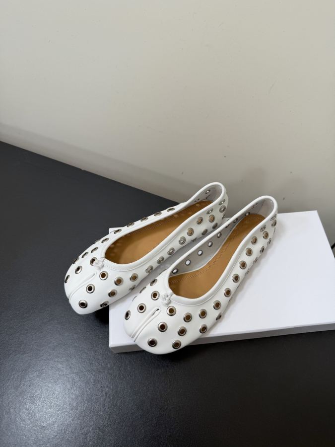 Maison margiela women's shoes Maison margiela MM6 tabi — 1:1 Replica — photo 3
