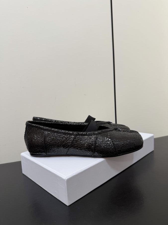 Maison margiela women's shoes Maison margiela MM6 tabi — 1:1 Replica — photo 4