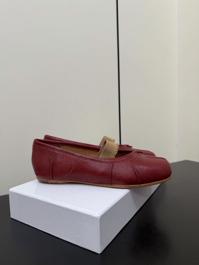 Maison margiela women's shoes Maison margiela MM6 tabi — 1:1 Replica — photo 4
