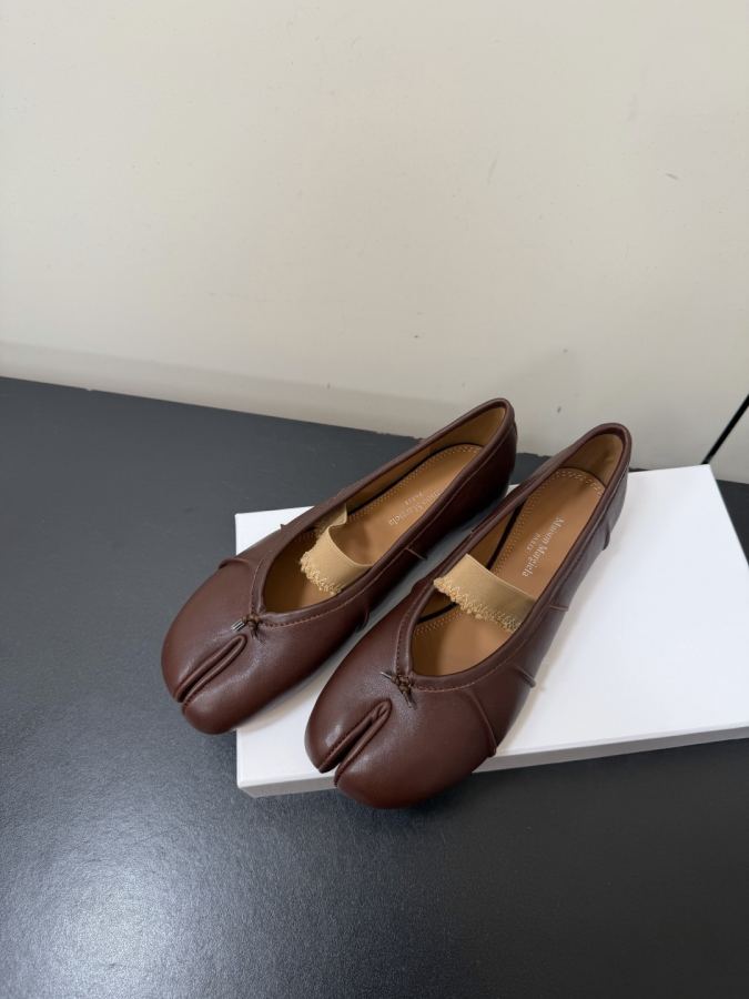 Maison margiela women's shoes Maison margiela MM6 tabi — Premium Replica — photo 3