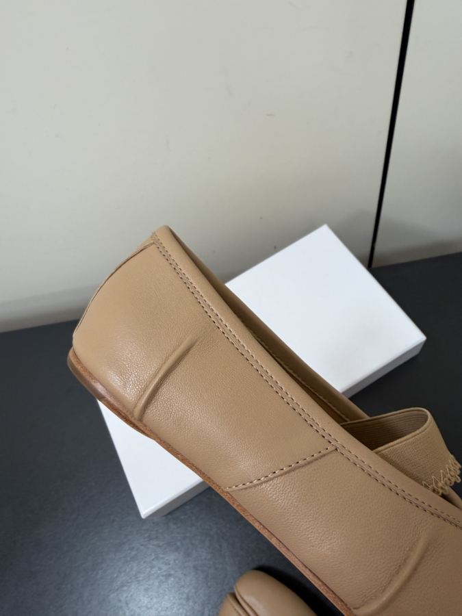 Maison margiela women's shoes Maison margiela MM6 tabi — 1:1 Replica For Sale — photo 8