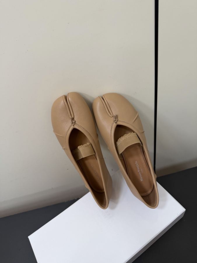 Maison margiela women's shoes Maison margiela MM6 tabi — 1:1 Replica For Sale — photo 5