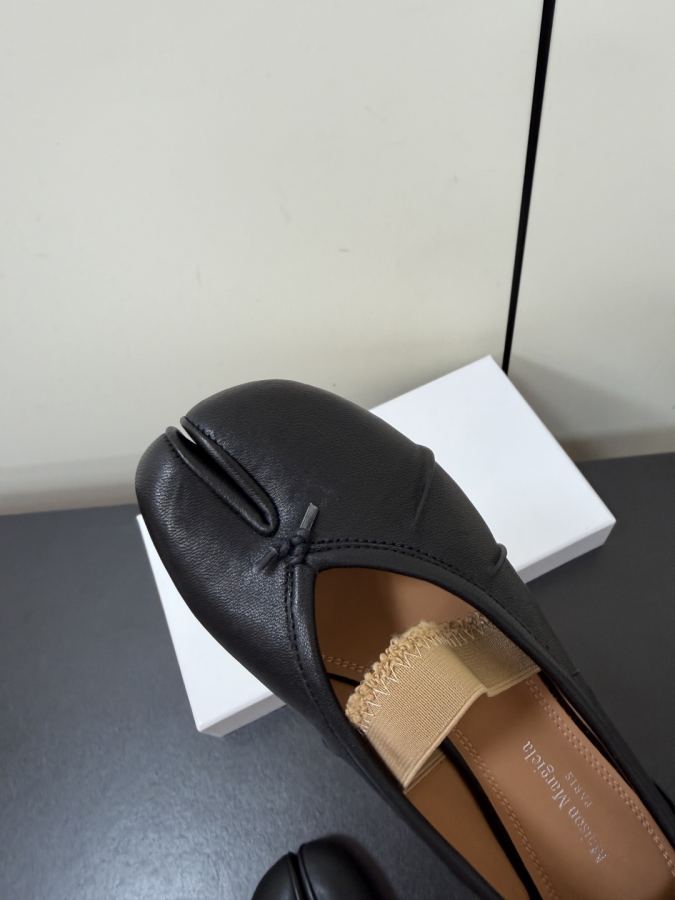 Maison margiela women's shoes Maison margiela MM6 tabi — AAA Quality Replica — photo 6