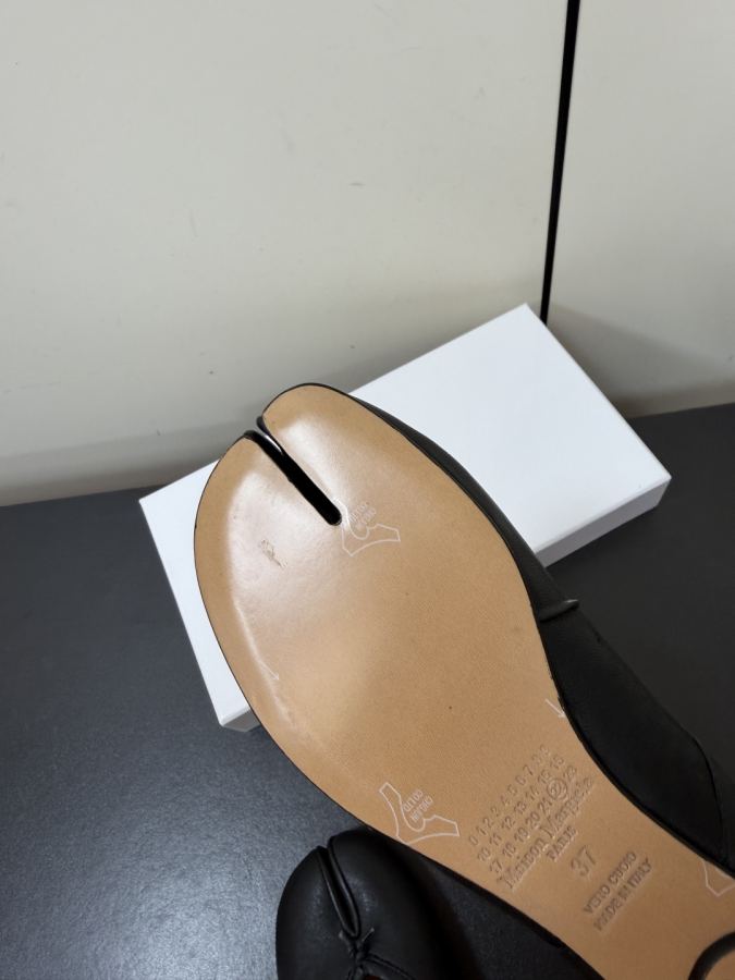 Maison margiela women's shoes Maison margiela MM6 tabi — AAA Quality Replica — photo 9