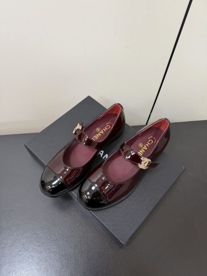 CHANEL women's shoes Chanel 26 A New — AAA Quality Replica — photo 3