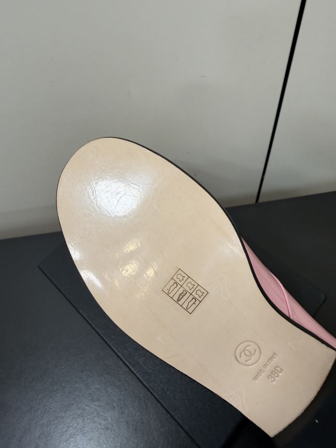 CHANEL women's shoes Chanel 26 A New — Premium Replica — photo 9