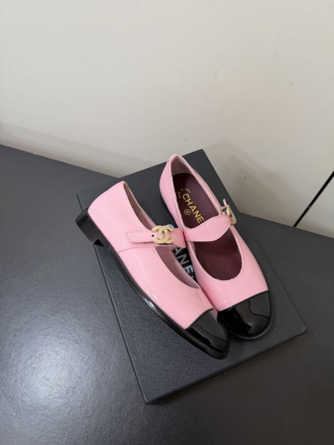 CHANEL women's shoes Chanel 26 A New — Premium Replica — photo 5