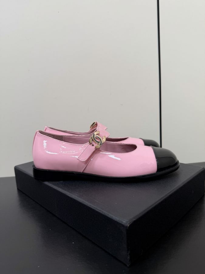 CHANEL women's shoes Chanel 26 A New — Premium Replica — photo 4