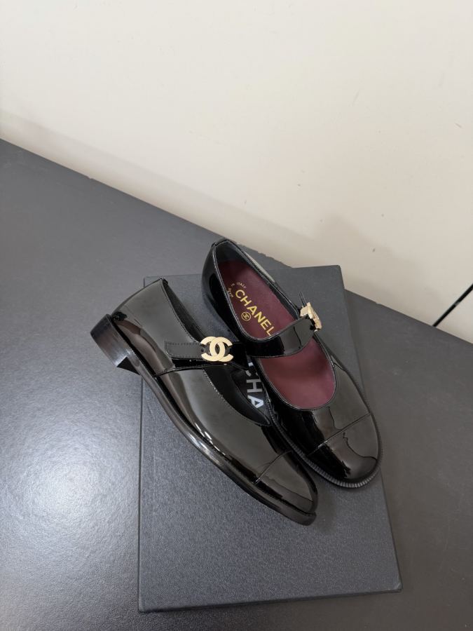 CHANEL women's shoes Chanel 26 A New — Premium Replica — photo 5