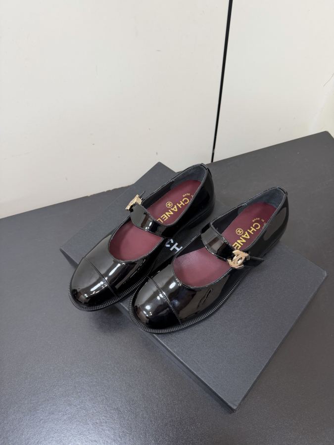 CHANEL women's shoes Chanel 26 A New — Premium Replica — photo 3