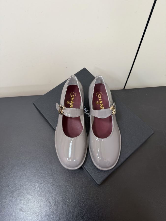 CHANEL women's shoes Chanel 26 A New — 1:1 Replica For Sale