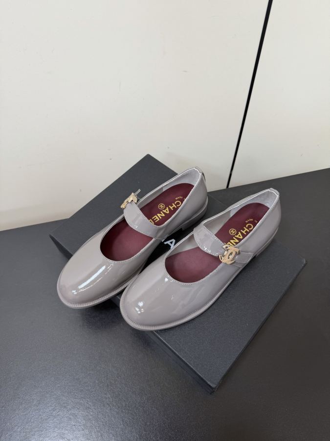CHANEL women's shoes Chanel 26 A New — 1:1 Replica For Sale — photo 3