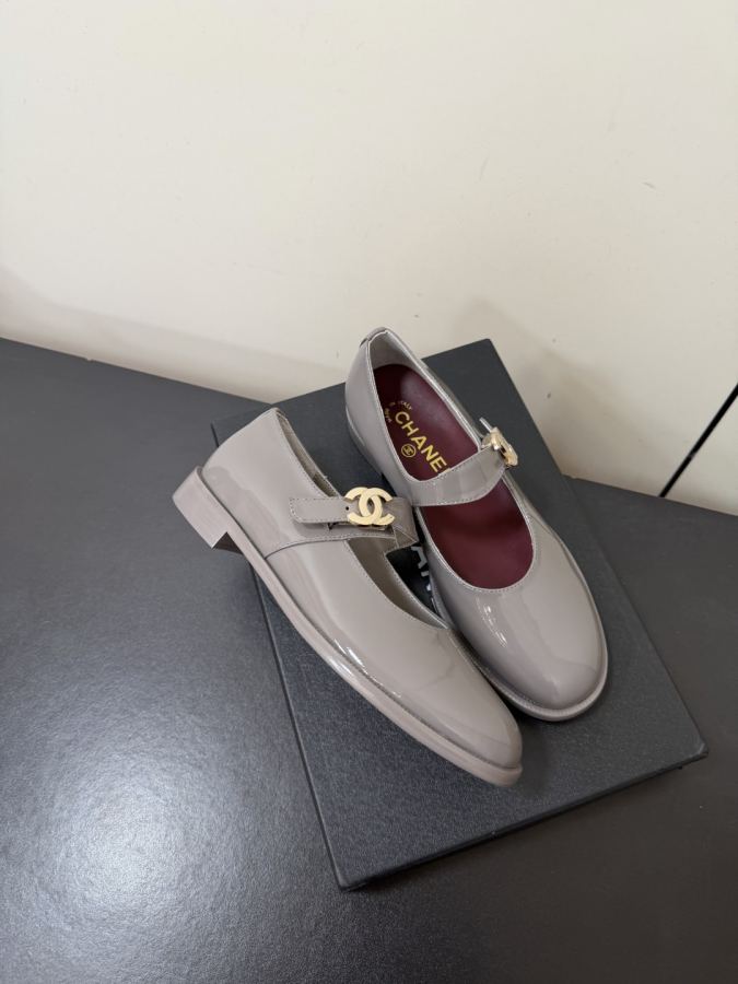 CHANEL women's shoes Chanel 26 A New — 1:1 Replica For Sale — photo 5