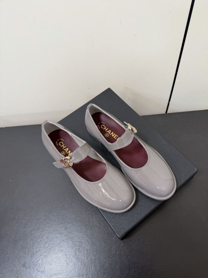 CHANEL women's shoes Chanel 26 A New — 1:1 Replica For Sale — photo 2