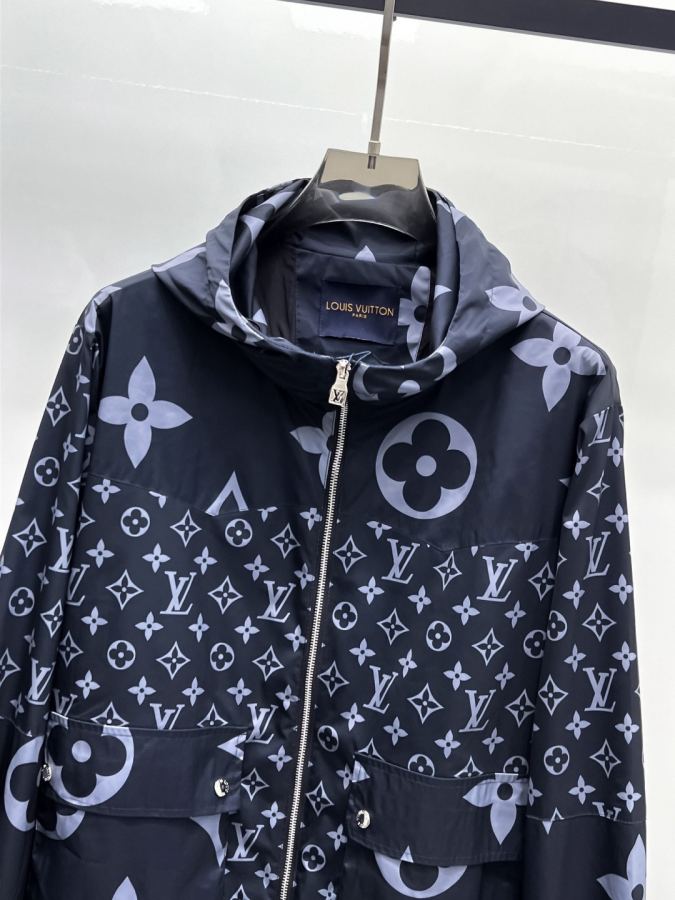 LV мужчины Louis Vuitton LV Новинка 2026 года:M 3 XL 200 — photo 4