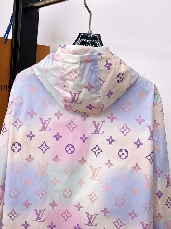 LV men Louis Vuitton LV 2026 n Factory M 3 XL — 1:1 Replica — photo 9