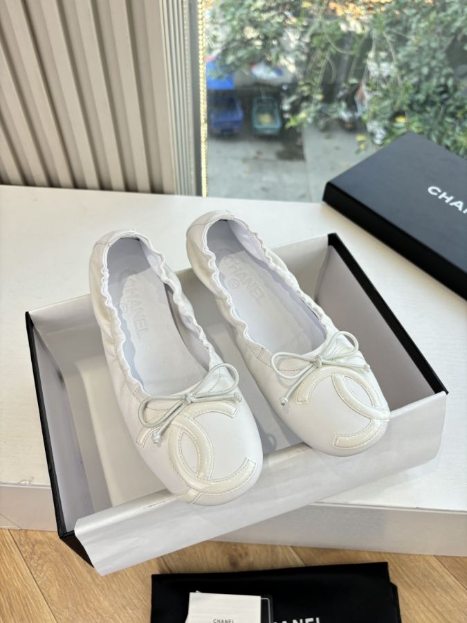 CHANEL women's shoes G988 CHANE*25s Slingback — Premium Replica
