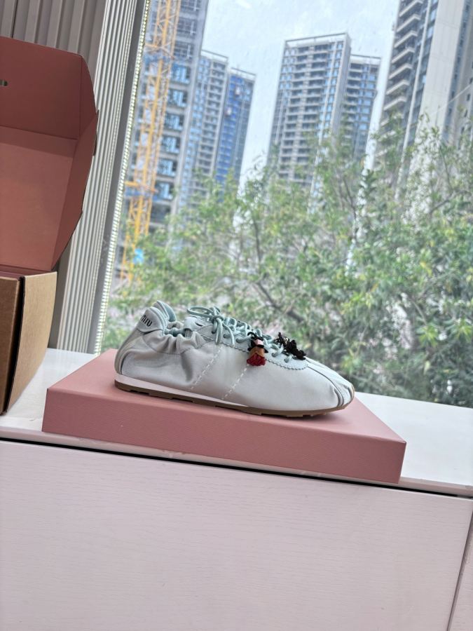 Miumiu women's shoes G086 Miu 2026 New Miu — 1:1 Replica — photo 5