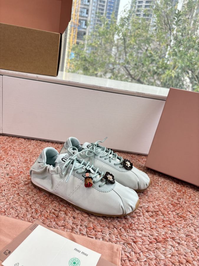 Miumiu women's shoes G086 Miu 2026 New Miu — 1:1 Replica — photo 3