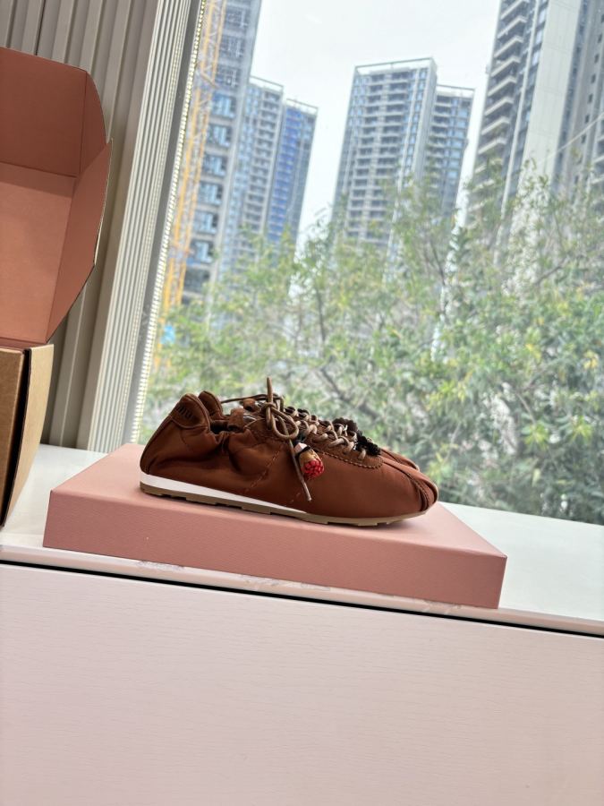 Miumiu women's shoes G086 Miu 2026 New Miu — 1:1 Replica For Sale — photo 5