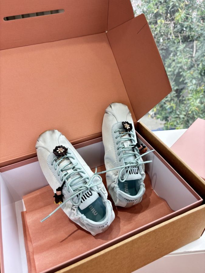 Miumiu women's shoes G086 Miu 2026 New Miu — 1:1 Replica — photo 4