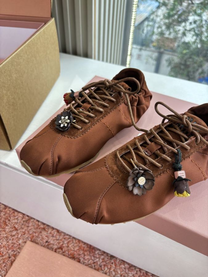 Miumiu women's shoes G086 Miu 2026 New Miu — 1:1 Replica For Sale — photo 8