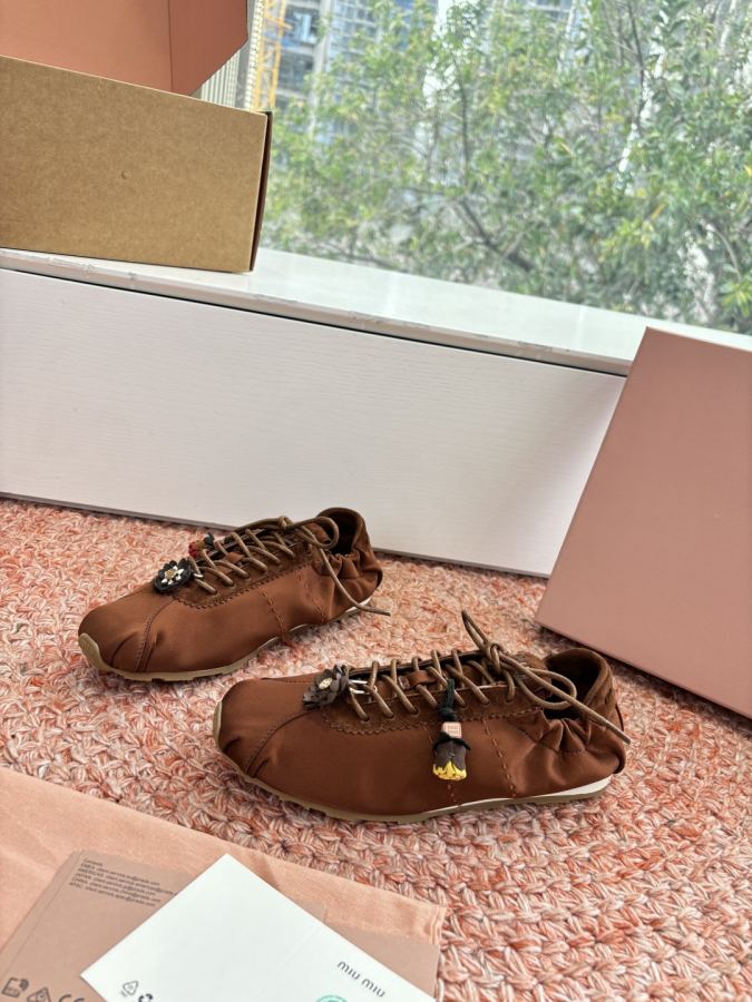 Miumiu women's shoes G086 Miu 2026 New Miu — 1:1 Replica For Sale — photo 2