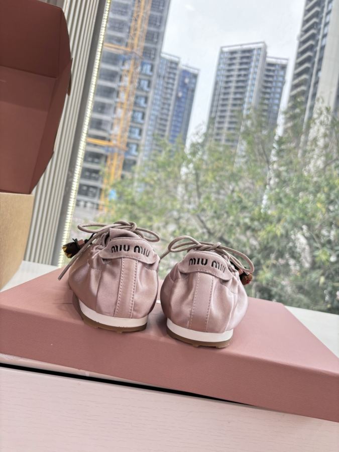 Miumiu women's shoes G086 Miu 2026 New Miu — AAA Quality Replica — photo 9