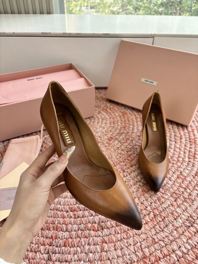 Miumiu women's shoes G139 replica Miu 26 — photo 3