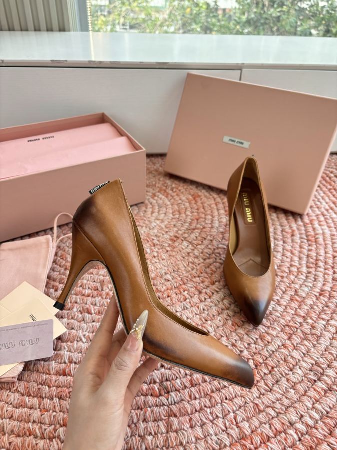 Miumiu women's shoes G139 replica Miu 26 — photo 4