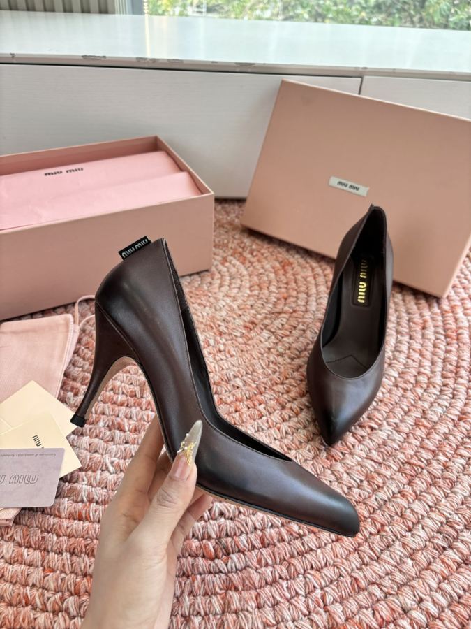 Miumiu women's shoes G139 replica Miu 26 — photo 4
