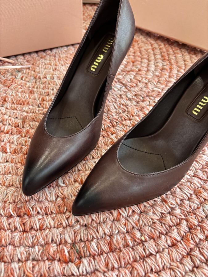 Miumiu women's shoes G139 replica Miu 26 — photo 6