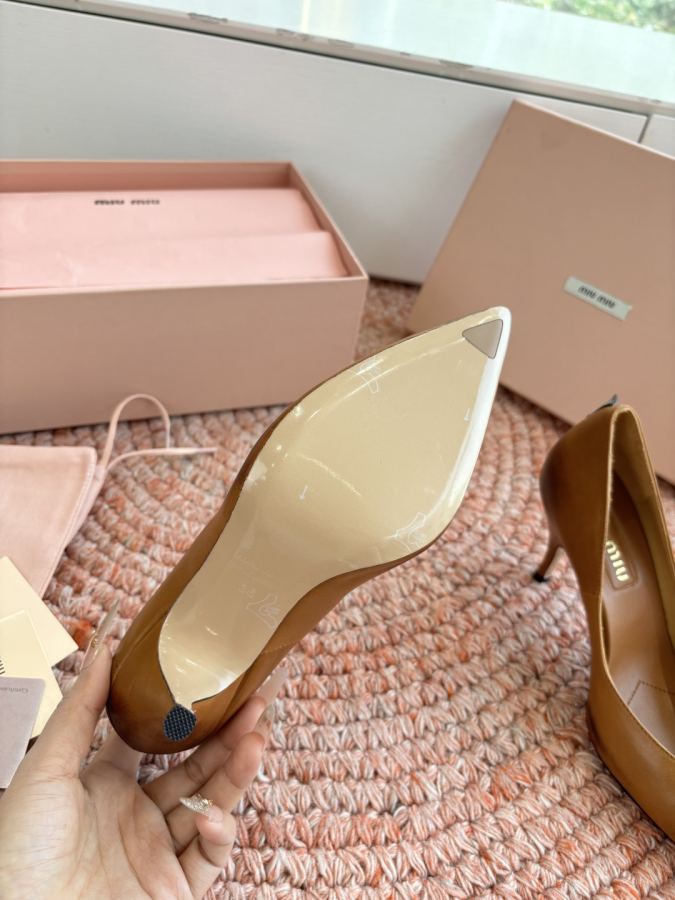 Miumiu women's shoes G139 replica Miu 26 — photo 7