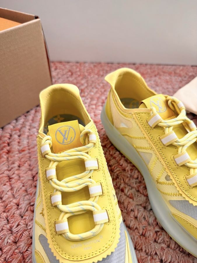 LV women's shoes LV Footprint Soccer Pharrell Williams — Premium Replica — photo 6