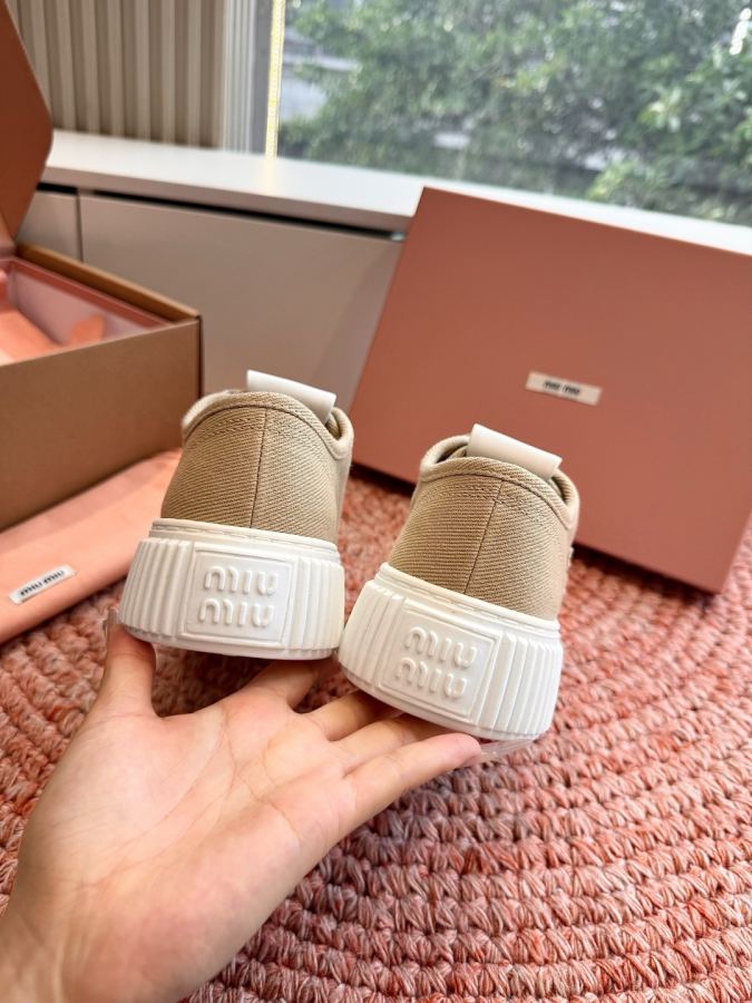 Miumiu women's shoes G086 New Miu — 1:1 Replica — photo 8