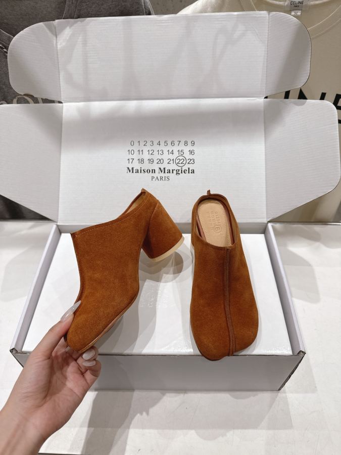 Maison margiela women's shoes MM6 2026ss New — AAA Quality Replica — photo 3