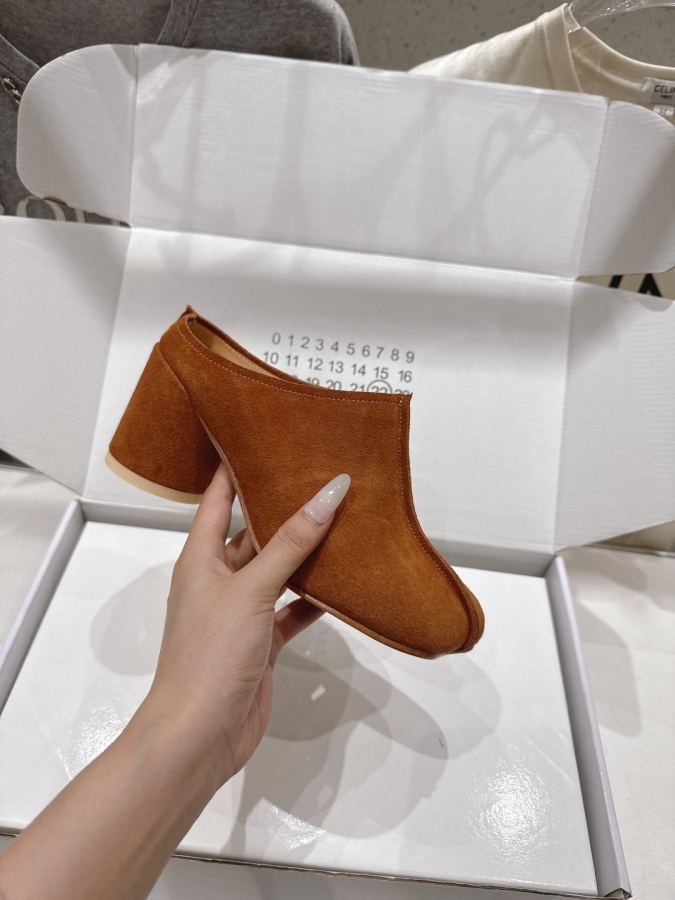 Maison margiela women's shoes MM6 2026ss New — AAA Quality Replica — photo 5