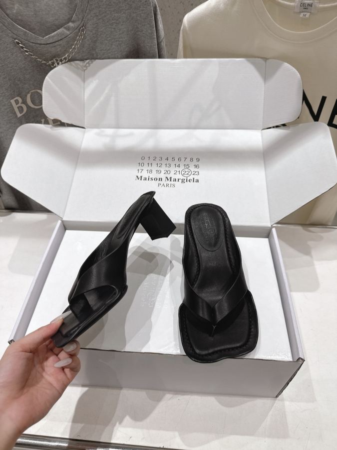 Maison margiela women's shoes The high version leaves the factory with high heels — 1:1 Replica — photo 3
