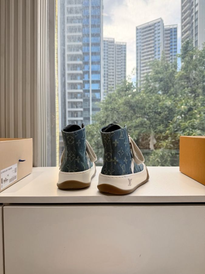 LV women's shoes G317 Louis Vuitto LV L Archlight Skate LV Louis Vuitton — AAA Quality Replica — photo 3